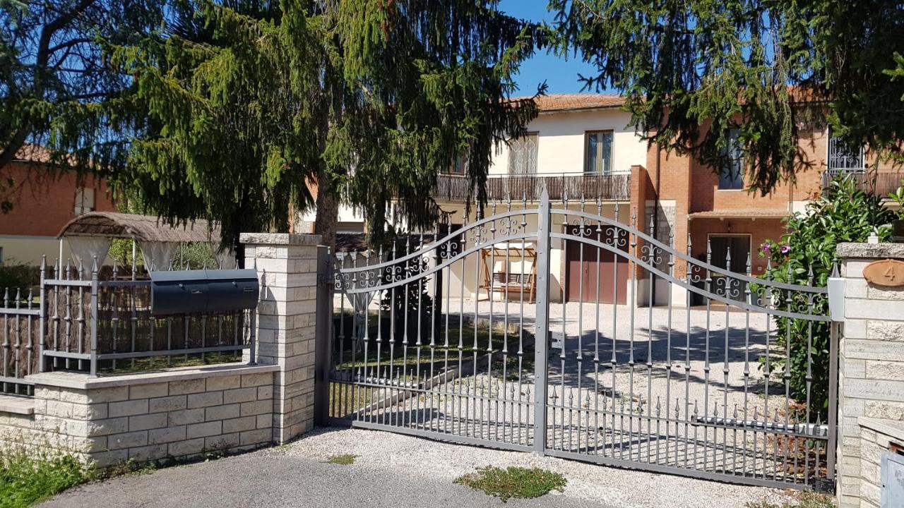 Val D'Orcia Deluxe 2, Raffinata Casa Immersa Nel Verde Con Wifi, Giardino E Parcheggio Montalcino Ngoại thất bức ảnh